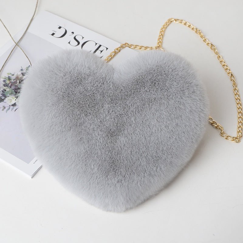 Bolsa de Pelúcia em Formato de Coração com Corrente — Fofa, Elegante e Cheia de Personalidade - fardyStore