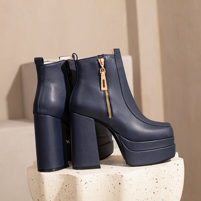 Bota Ankle Feminina Bico Quadrado com Salto Grosso Estilo Europeu e Americano - fardyStore