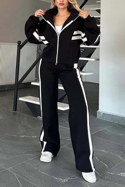 Conjunto Feminino Moletom com Listras — Estilo e Conforto em Uma Peça Só - fardyStore
